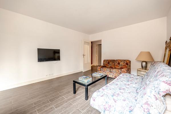 Appartement Paris 4 pièce(s) 78.41 m2