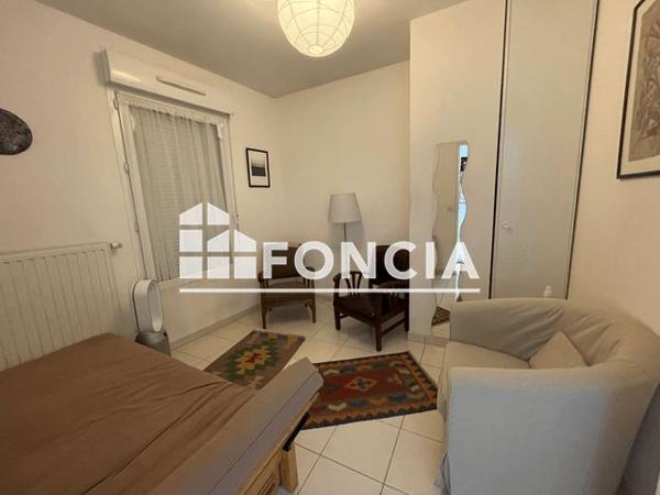 Location Appartement 2 pièces 32.5 m² - 16 PLACE RAPHAEL Montpellier 34000
