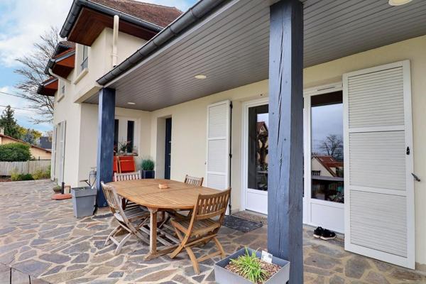 Maison d'Architecte 8p 4ch 190 m2 avec vue panoramique