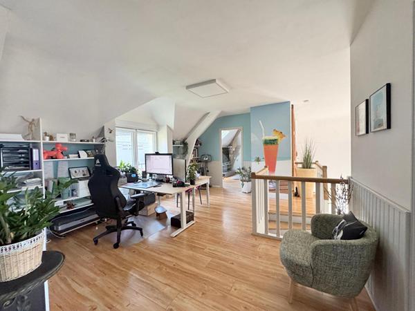 Maison d'Architecte 8p 4ch 190 m2 avec vue panoramique