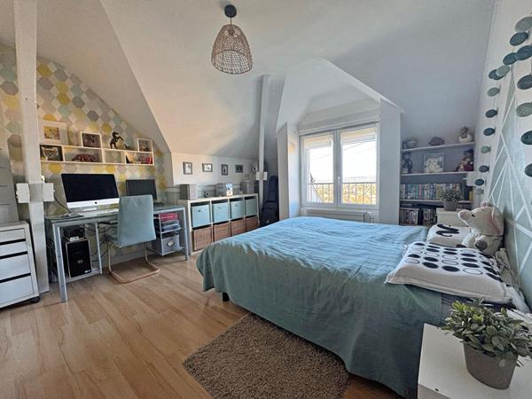 Maison d'Architecte 8p 4ch 190 m2 avec vue panoramique