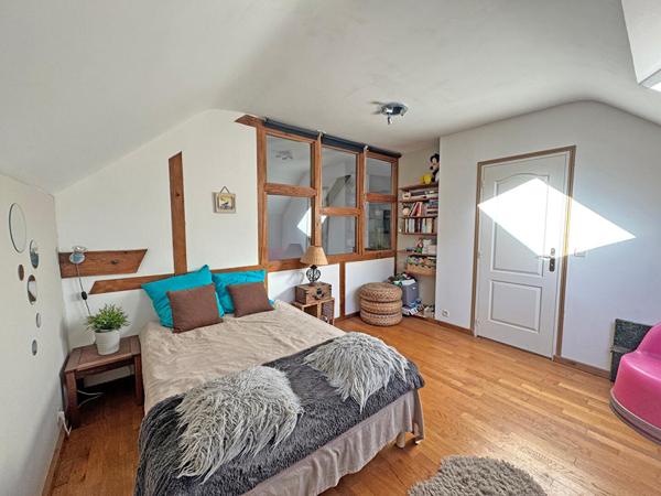 Maison d'Architecte 8p 4ch 190 m2 avec vue panoramique