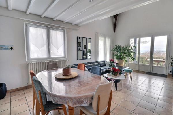 Maison d'Architecte 8p 4ch 190 m2 avec vue panoramique