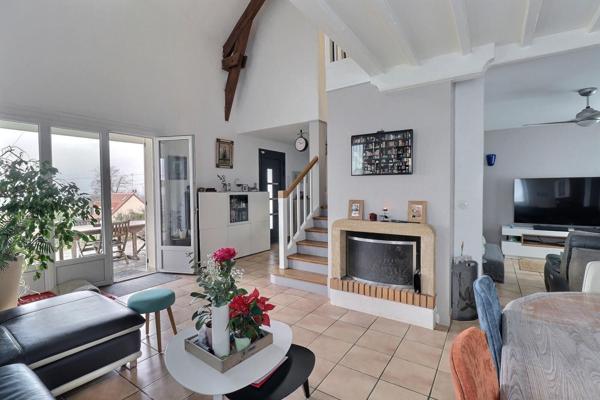 Maison d'Architecte 8p 4ch 190 m2 avec vue panoramique