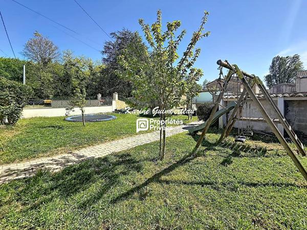 Maison familiale avec jardin au calme- Proche Condat