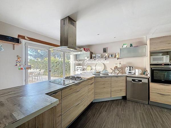Maison familiale avec jardin au calme- Proche Condat
