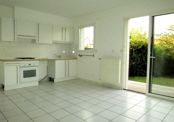 MAISON AVEC JARDIN REF 60589
