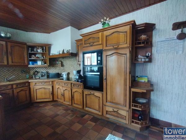 Maison de ville à Noyon – Proche gare, centre-ville et commodités