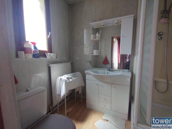 Maison de ville à Noyon – Proche gare, centre-ville et commodités