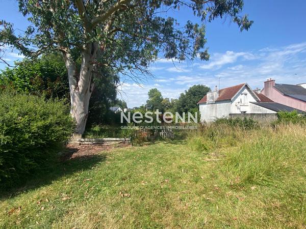 QUIMPERLE - Terrain VIABILISÉ à bâtir de 759m² proche ville et écoles, libre de constructeur