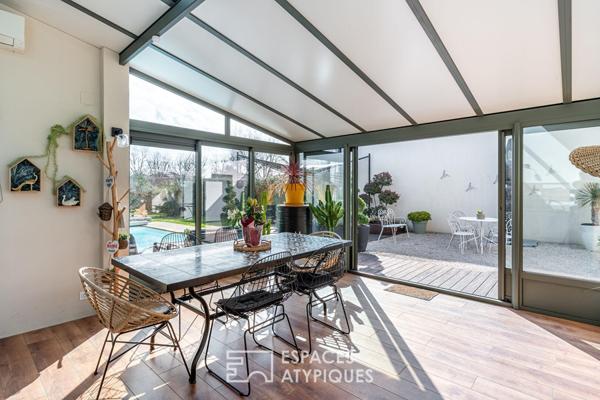 Maison de ville avec jardin et piscine en plein coeur de Villefranche sur Saône