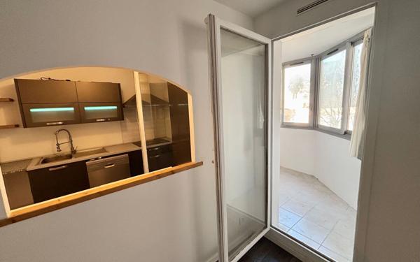 Appartement à vendre    3 pièces • 65 m2 Toulon