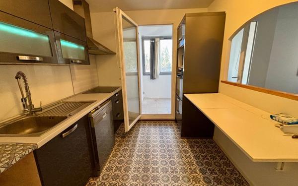 Appartement à vendre    3 pièces • 65 m2 Toulon