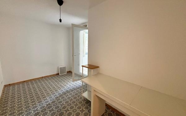 Appartement à vendre    3 pièces • 65 m2 Toulon