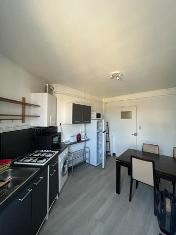 RENNES RUE DE VERN - Chambre meublée dans appartement refait à neuf