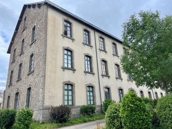 Appartement 3 pièces à vendre à Dinan  ascenseur 2 chambres parking cave et garage