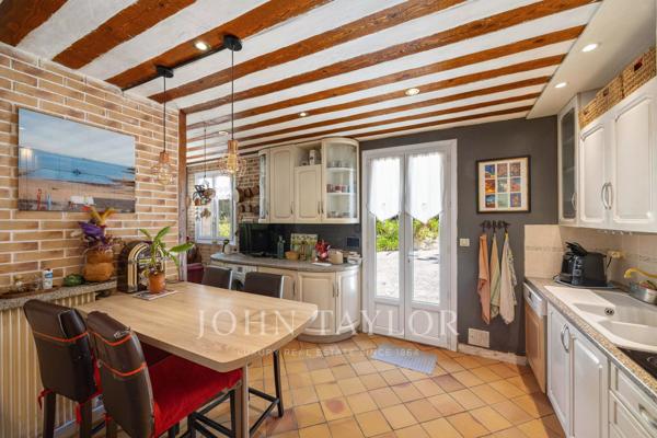 Belle villa familiale avec vue mer et vue sur Saint-Paul de Vence