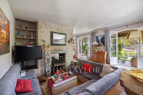 Belle villa familiale avec vue mer et vue sur Saint-Paul de Vence