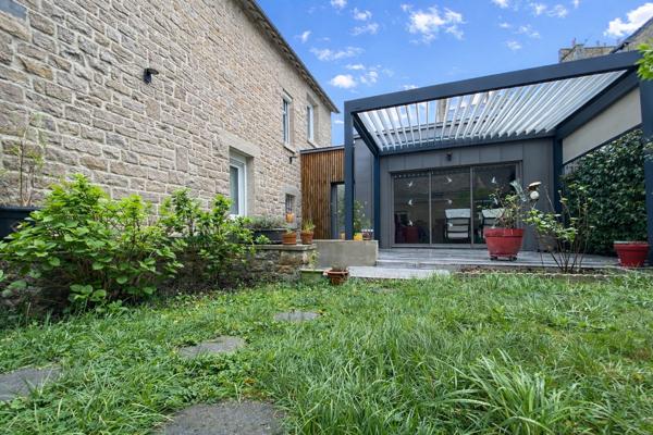 A VENDRE - DINAN Maison de ville HYPER CENTRE