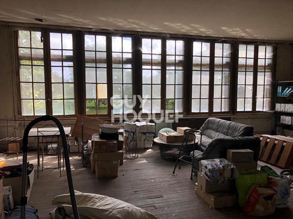Bâtisse à Ferrieres En Brie de 900 m2