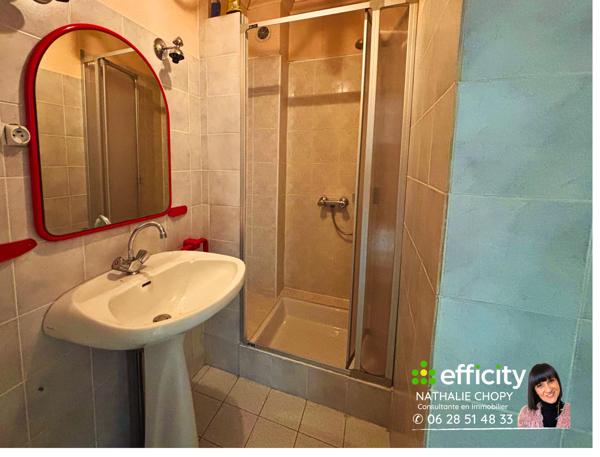 Immeuble
         8 pièces
        - 215 m² Exclusivité 195 000 € *