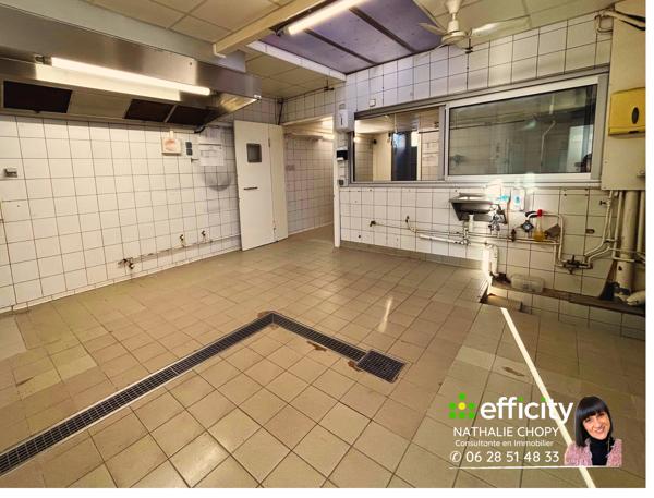 Immeuble
         8 pièces
        - 215 m² Exclusivité 195 000 € *