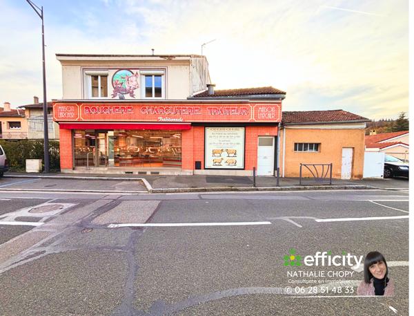 Immeuble
         8 pièces
        - 215 m² Exclusivité 195 000 € *