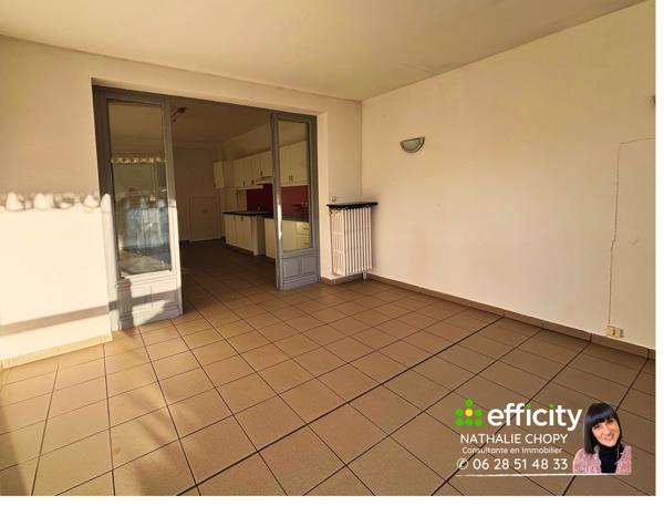 Immeuble
         8 pièces
        - 215 m² Exclusivité 195 000 € *