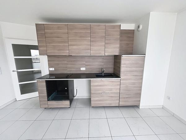 Appartement Issy Les Moulineaux 2 pièce(s) 47 m2 Récent, vue dégagée,lumineux, tramway T2
