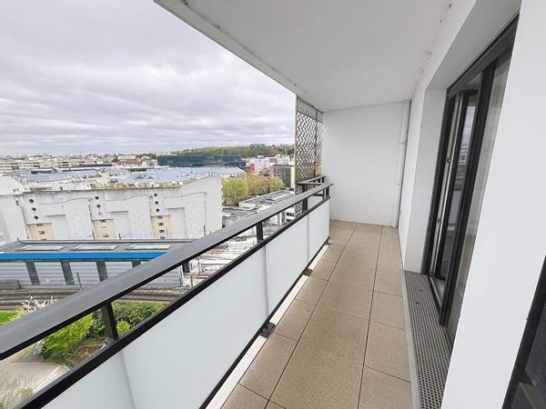 Appartement Issy Les Moulineaux 2 pièce(s) 47 m2 Récent, vue dégagée,lumineux, tramway T2