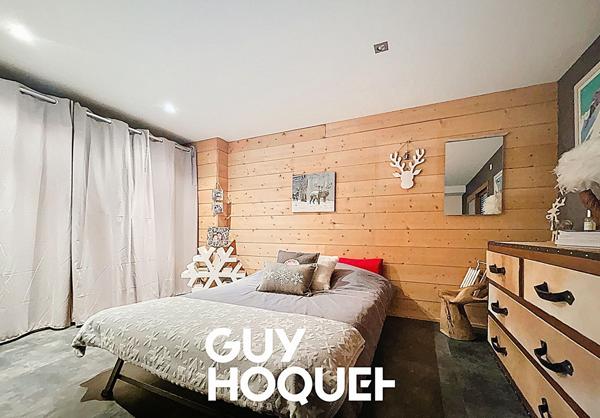 Maison de Caractère 4 Chambres avec Piscine et Vue sur 1035 m² de Terrain - 71570 PRUZILLY