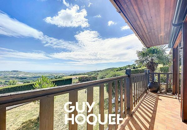 Maison de Caractère 4 Chambres avec Piscine et Vue sur 1035 m² de Terrain - 71570 PRUZILLY