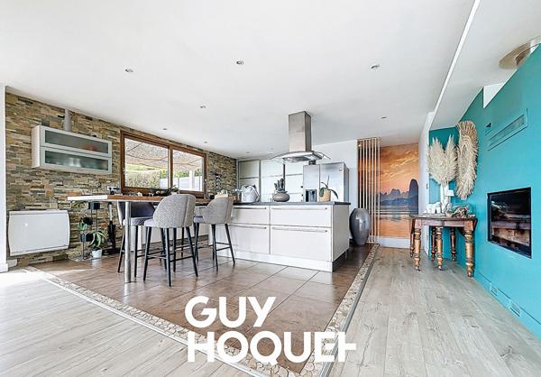 Maison de Caractère 4 Chambres avec Piscine et Vue sur 1035 m² de Terrain - 71570 PRUZILLY