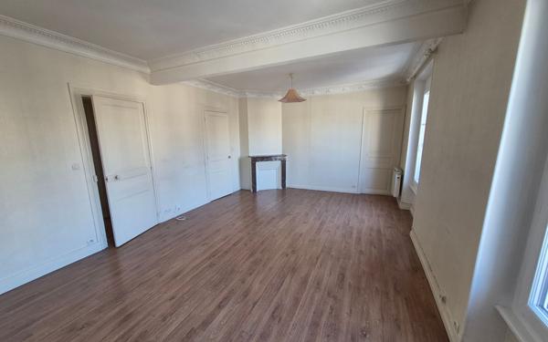 Appartement à vendre    3 pièces • 72,50 m2 Château-Thierry