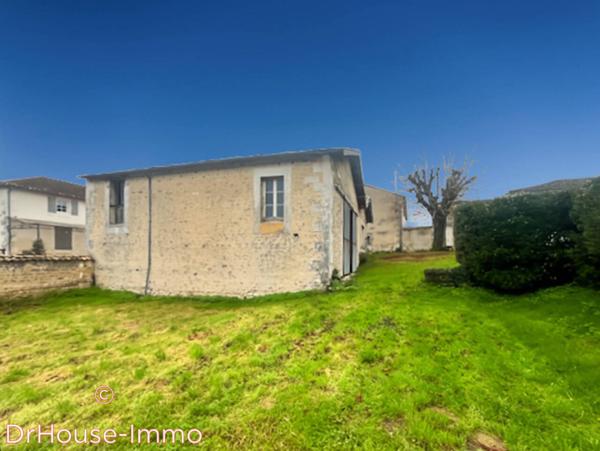 Bien immobilier à vendre 2 pièces de 150 m²
