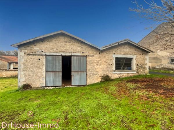 Bien immobilier à vendre 2 pièces de 150 m²