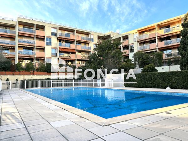 Location Appartement meublé 2 pièces 34.52 m² - 9-15 RUE MICHELET Hyeres 83400