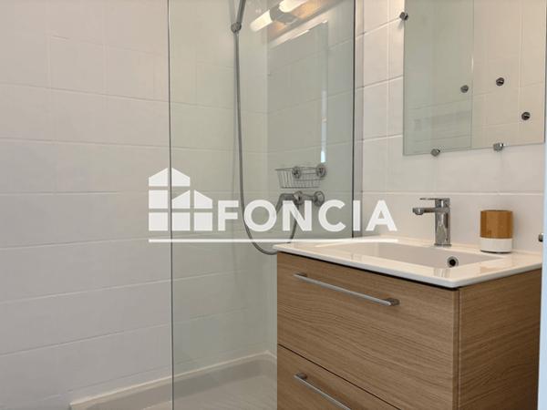 Location Appartement meublé 2 pièces 34.52 m² - 9-15 RUE MICHELET Hyeres 83400