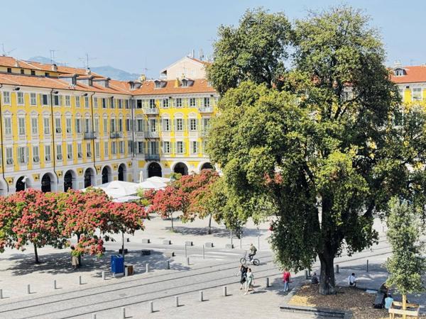 Vivre l’Exception : Appartement de Prestige – Place Garibaldi, Nice