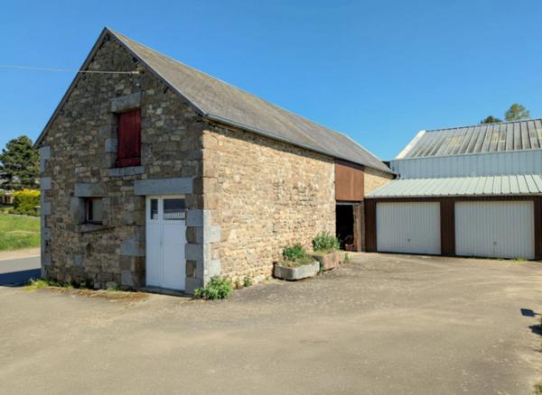 Maison à vendre 6 pièces 2x70 M2 - 1630 m2 de terrain - SAINT GEORGES DE REINTEMBAULT (35)