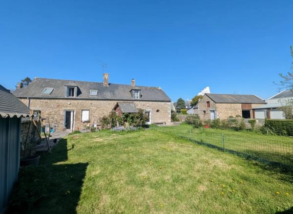 Maison à vendre 6 pièces 2x70 M2 - 1630 m2 de terrain - SAINT GEORGES DE REINTEMBAULT (35)