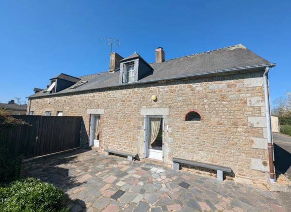 Maison à vendre 6 pièces 2x70 M2 - 1630 m2 de terrain - SAINT GEORGES DE REINTEMBAULT (35)