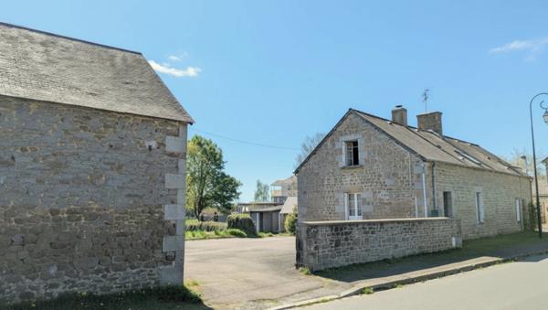 Maison à vendre 6 pièces 2x70 M2 - 1630 m2 de terrain - SAINT GEORGES DE REINTEMBAULT (35)