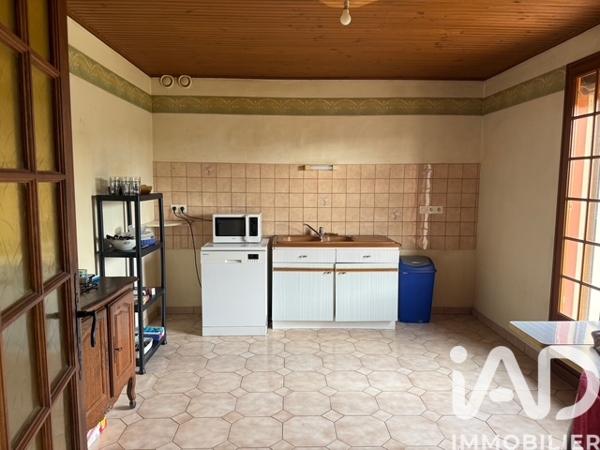 Maison à vendre 8 pièces 153 m² Saint-Lyé