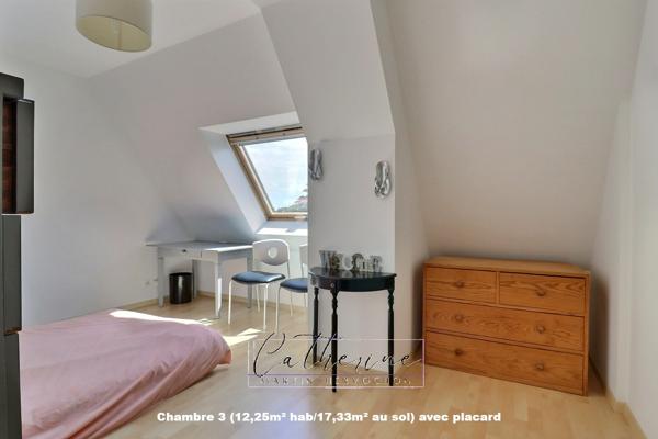 Appartement duplex de 109.1m2 hab / 138.85m² au sol - 3 chambres - 3 terrasses - Garage double