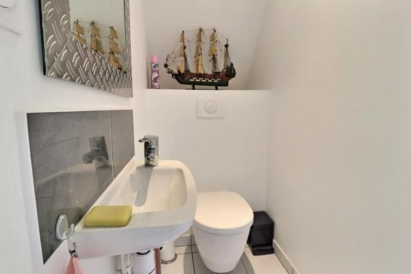 Appartement duplex de 109.1m2 hab / 138.85m² au sol - 3 chambres - 3 terrasses - Garage double