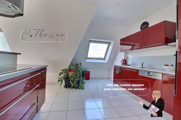 Appartement duplex de 109.1m2 hab / 138.85m² au sol - 3 chambres - 3 terrasses - Garage double