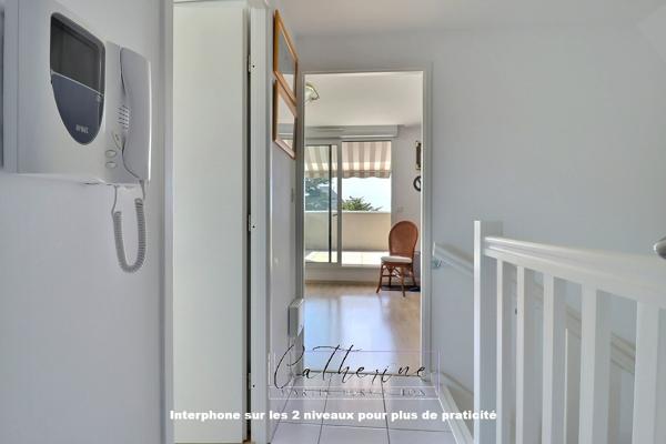 Appartement duplex de 109.1m2 hab / 138.85m² au sol - 3 chambres - 3 terrasses - Garage double