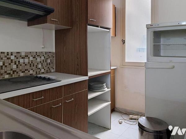 APPARTEMENT  2 P CENTRE VILLE CANNES BANANE A RENOVER.