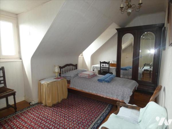 BRASPARTS- Maison au bourg